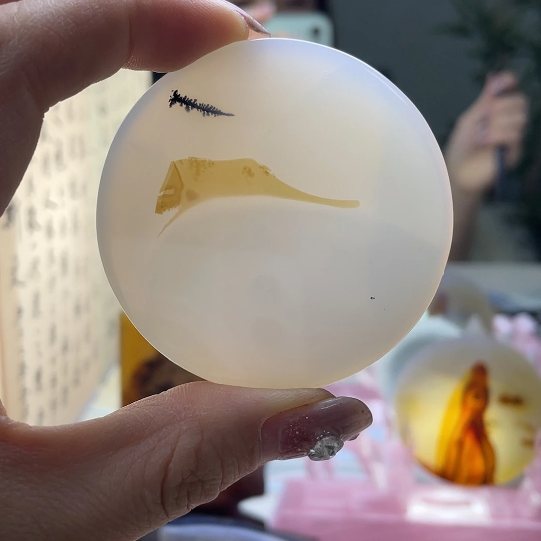玛瑙/玉髓未镶嵌珠宝奇石