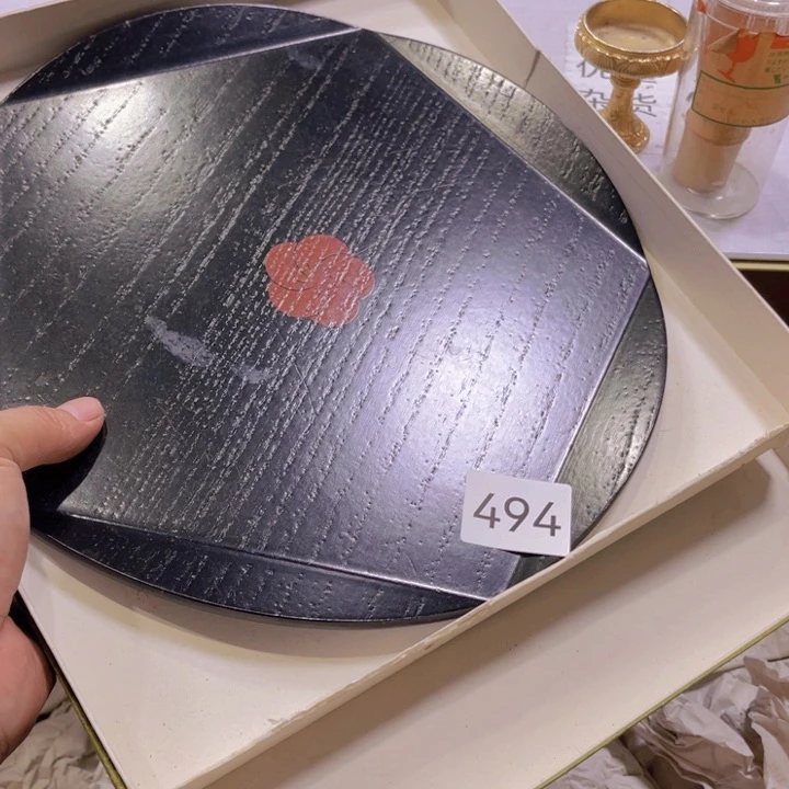 盖碗瓷器的造型和造型也很