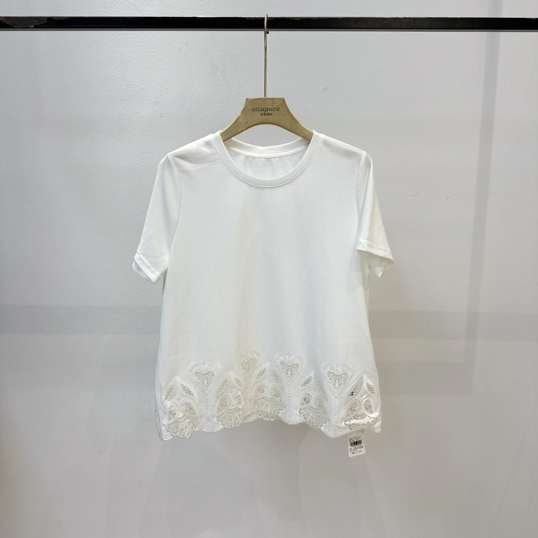 【麦丝】休闲时尚百搭宽松显瘦绣花镂空圆领T恤 YYS-685