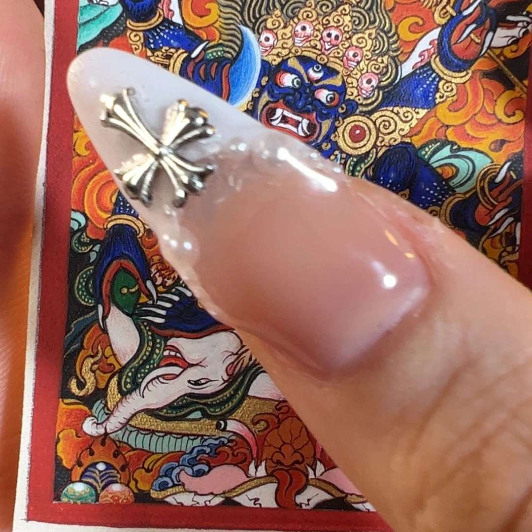 吊坠小**呀唐卡唐卡唐卡