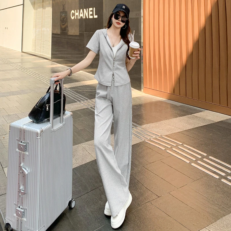 时尚轻奢蕾丝连帽短袖套装女夏季网红洋气减龄显瘦休闲运动两件套