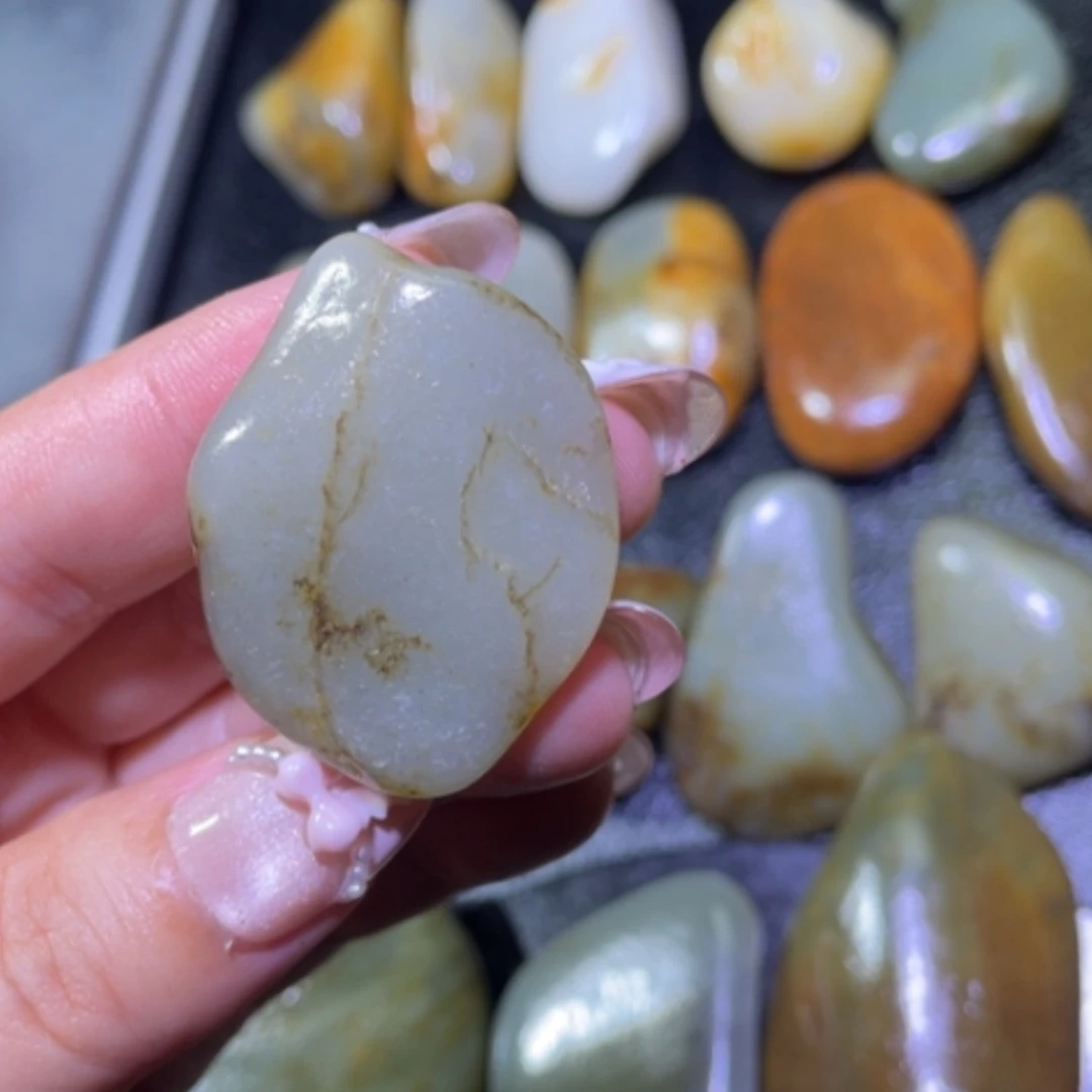 【闪购商品】颈饰未镶嵌和田玉