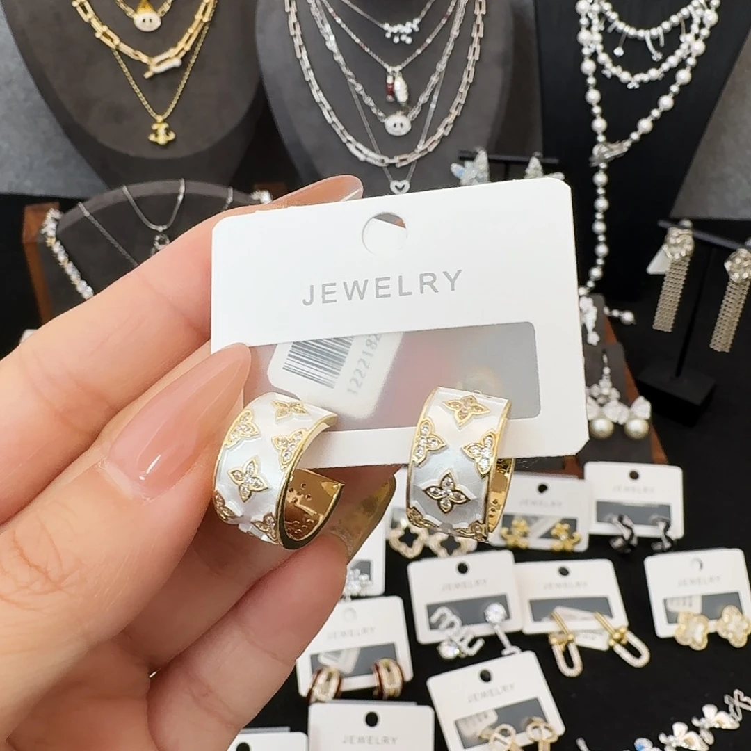 合成立方氧化锆纯铜合金