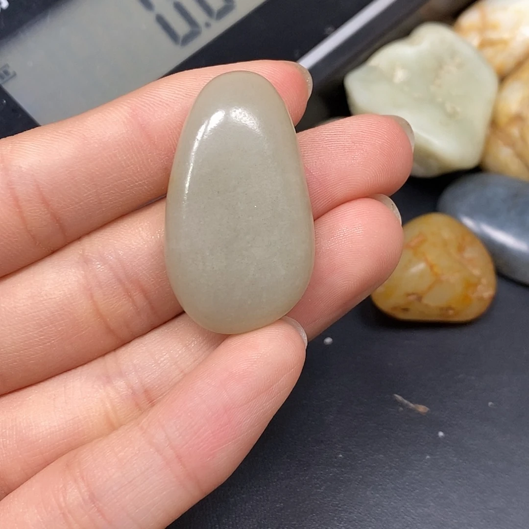 和田玉（糖玉）未镶嵌挂件