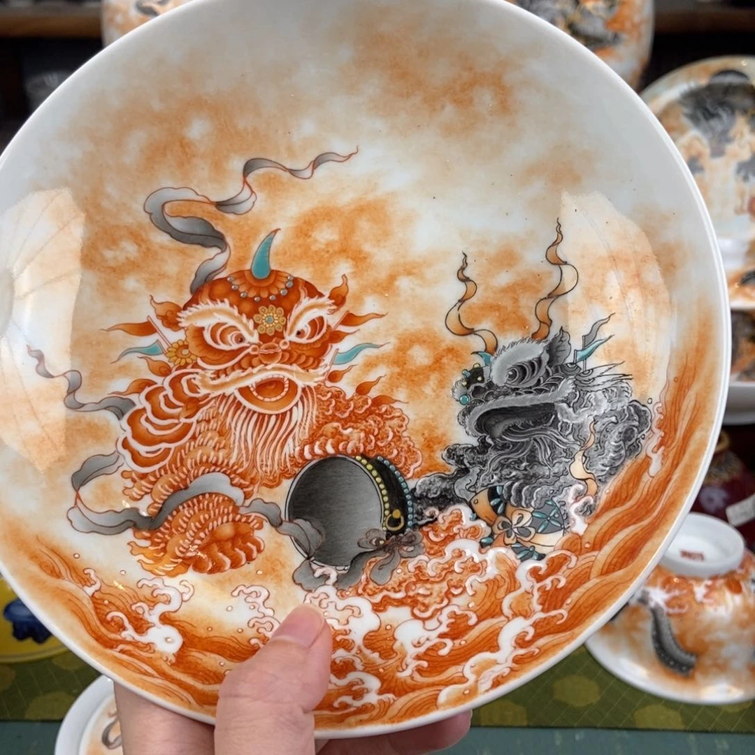 陶瓷的设计师是一个人