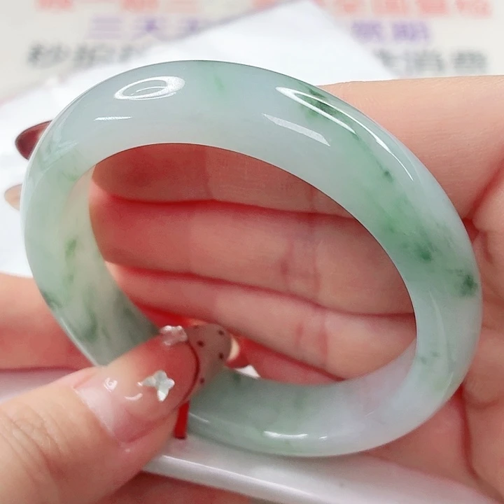 翡翠未镶嵌手镯53x590