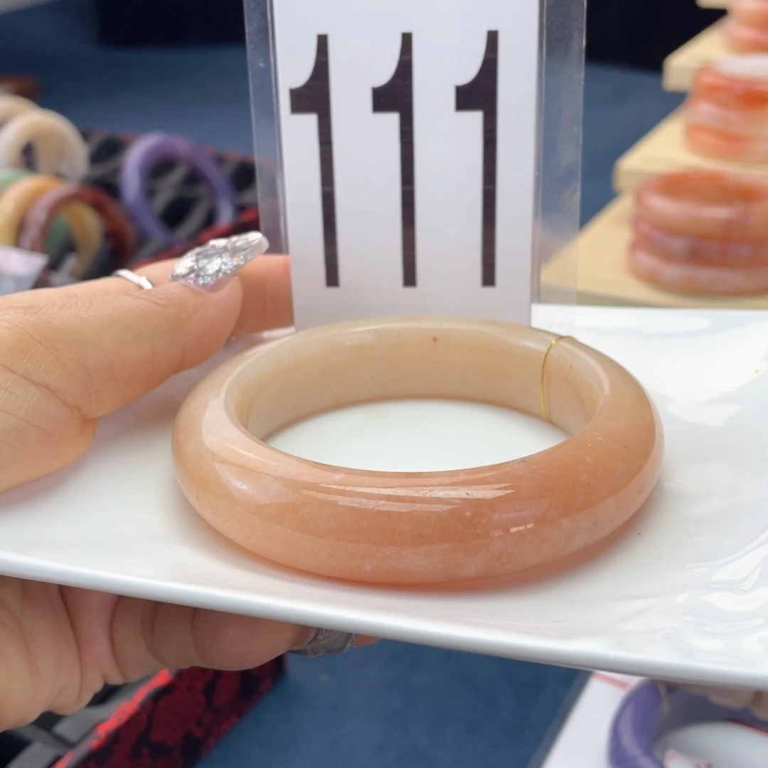 石英质玉未镶嵌手镯60.8圈