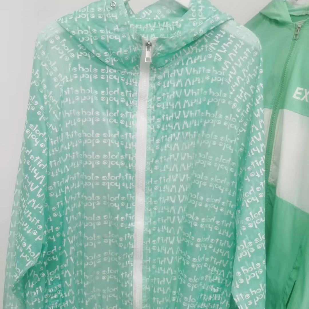 都市休闲连帽防晒服女装常规女夏季短外套风衣宽松型