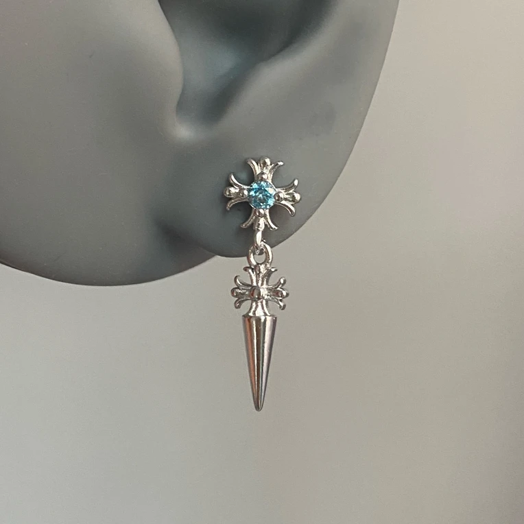 钛钢锆石耳饰 克罗心花边十字吊坠耳钉耳骨钉新款个性简约耳饰