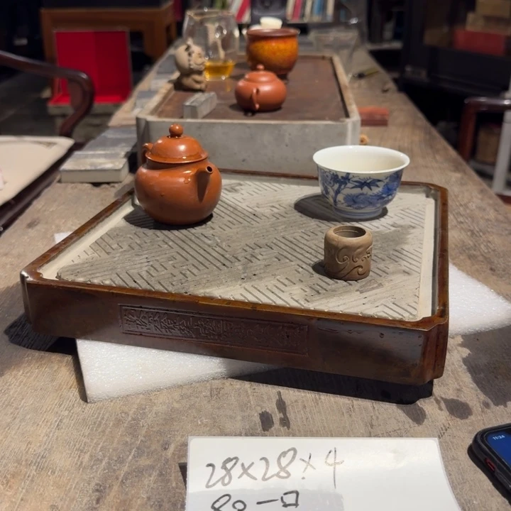 ꧁***꧂砖雕28×28×4大漆底纹茶盘