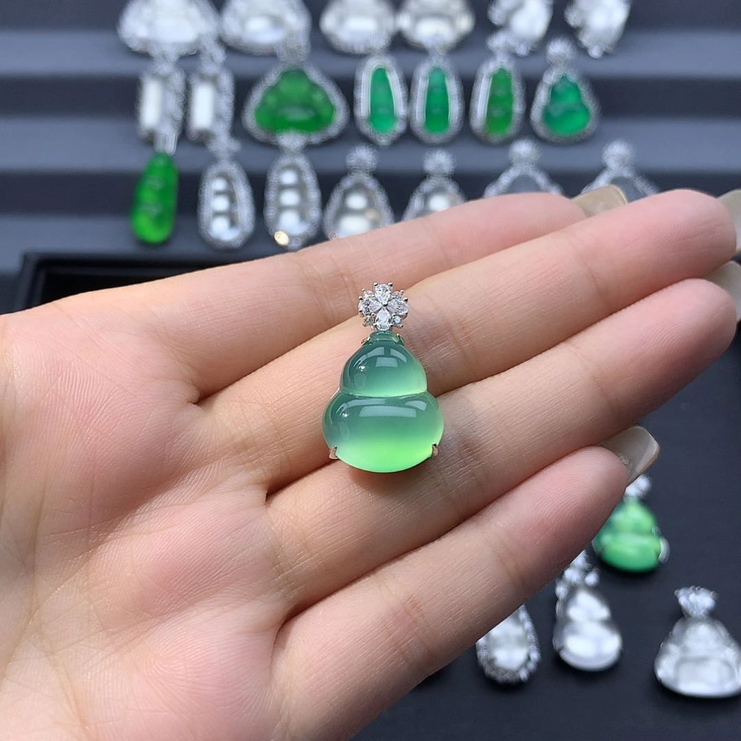 玛瑙/玉髓银S925镶嵌颈饰