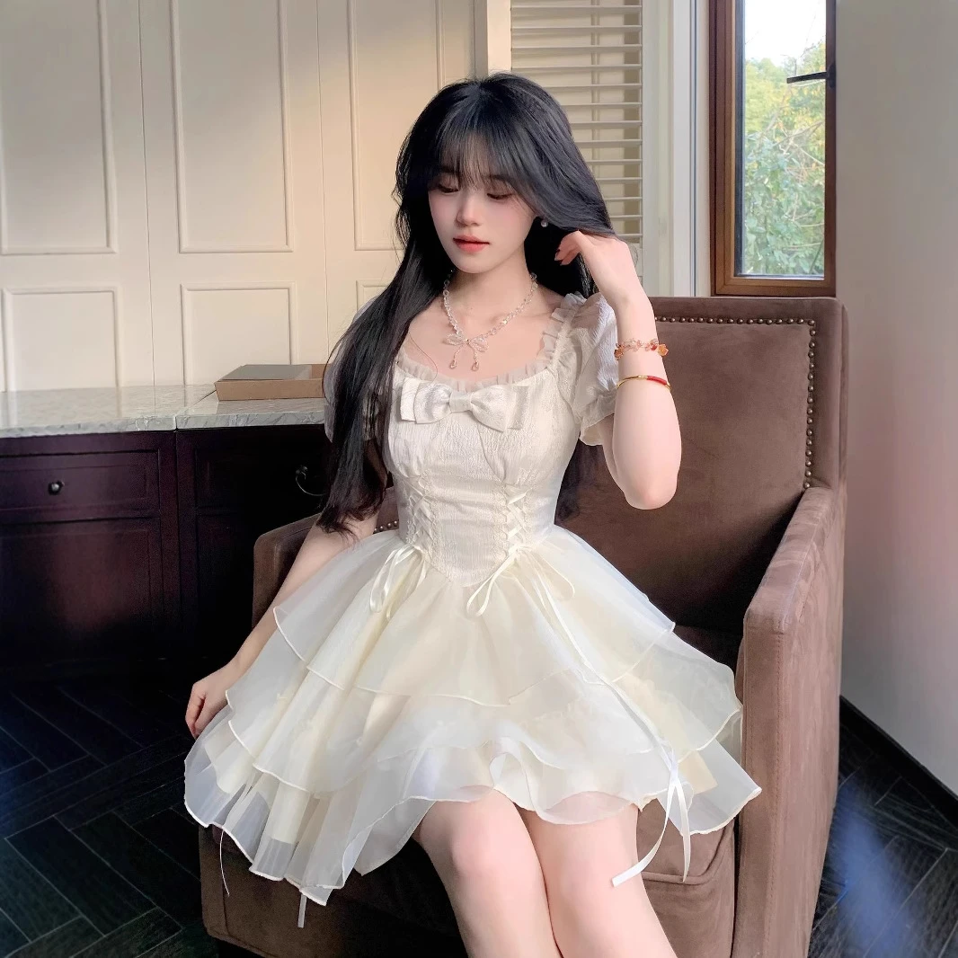 法式复古高级感方领蝴蝶结泡泡袖连衣裙夏生日公主甜美蓬蓬裙女夏