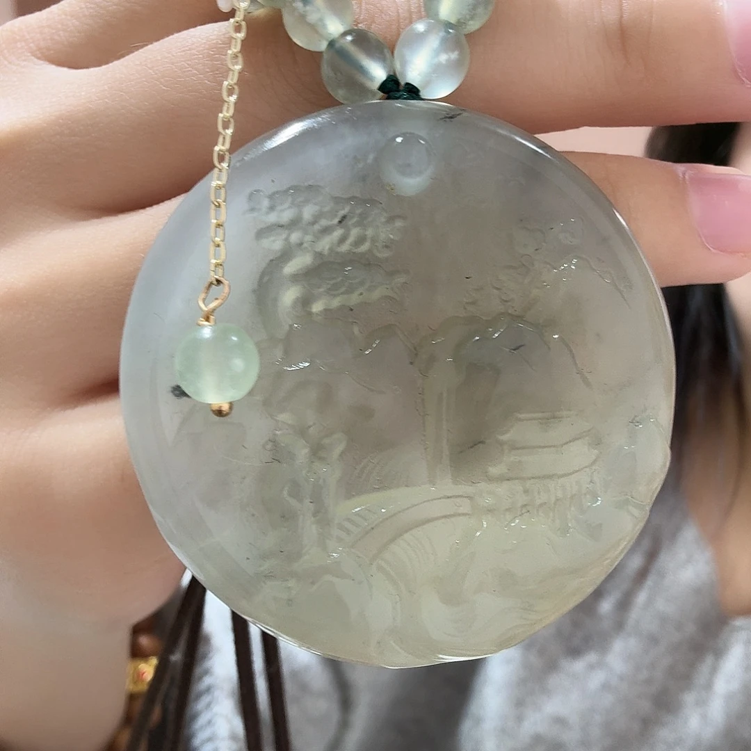 蛇纹石玉未镶嵌颈饰