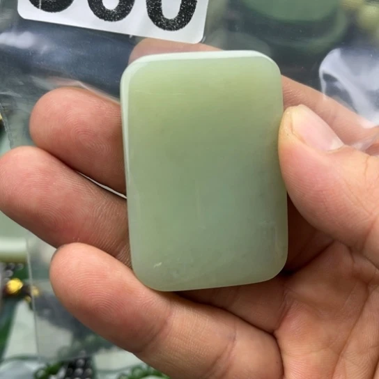 和田玉未镶嵌珠宝半成品