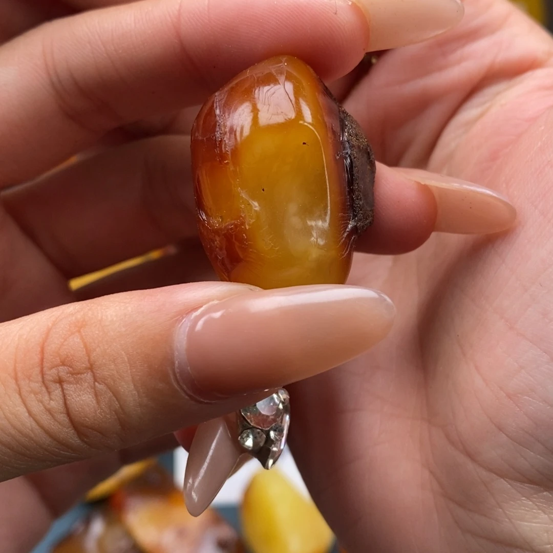 未镶嵌定制琥珀蜜蜡