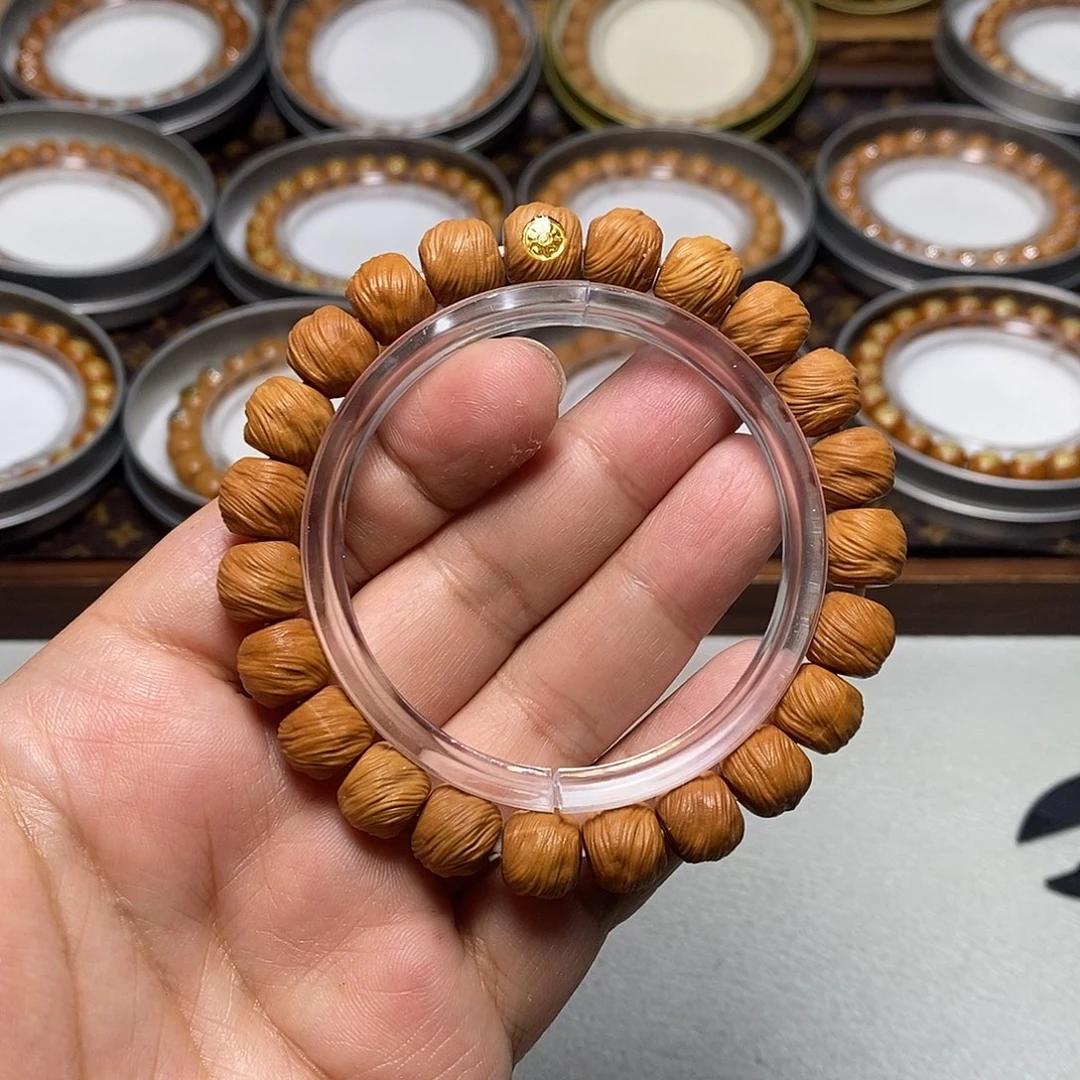 猴头核桃手串27号18k手工鬼印10左右