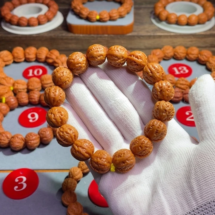 文玩核桃手串多肉