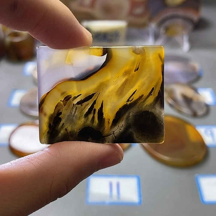 玛瑙/玉髓未镶嵌珠宝半成品132