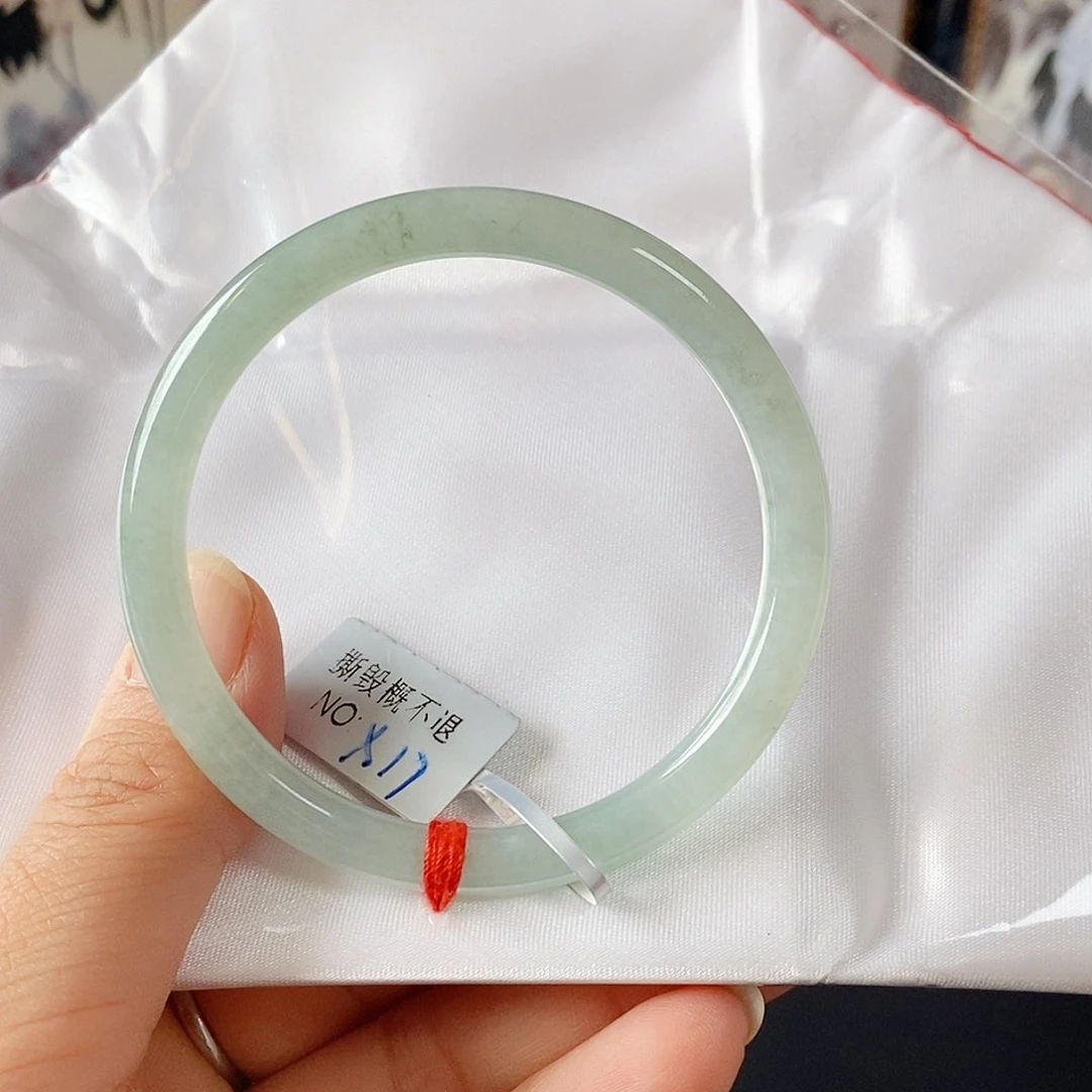 翡翠未镶嵌手镯手镯
