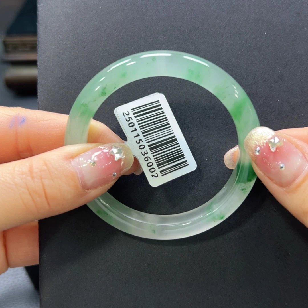 石英质玉手镯未镶嵌*️****