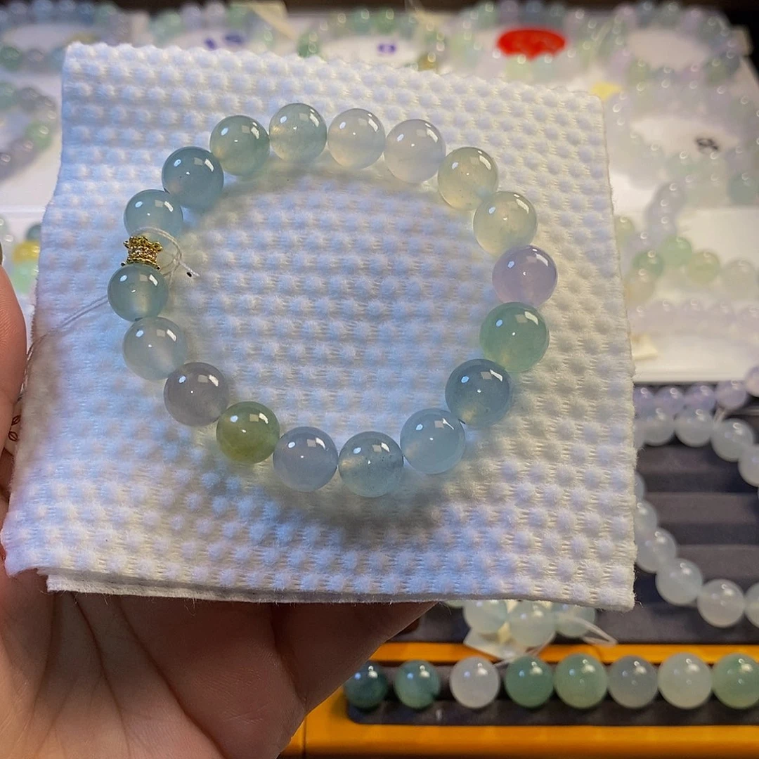 定制翡翠未镶嵌翡翠.