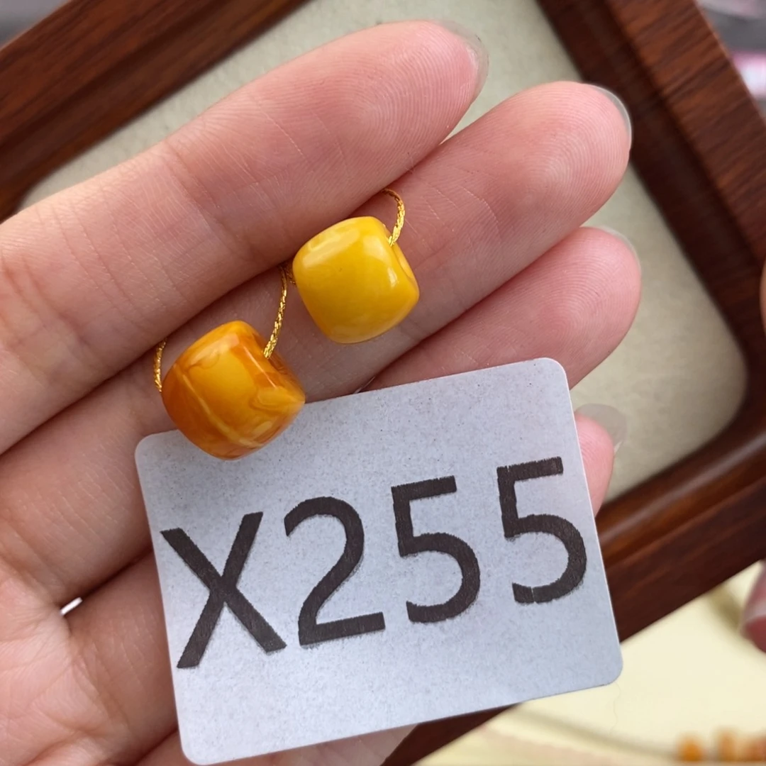 未镶嵌蜜蜡珠宝奇石师*