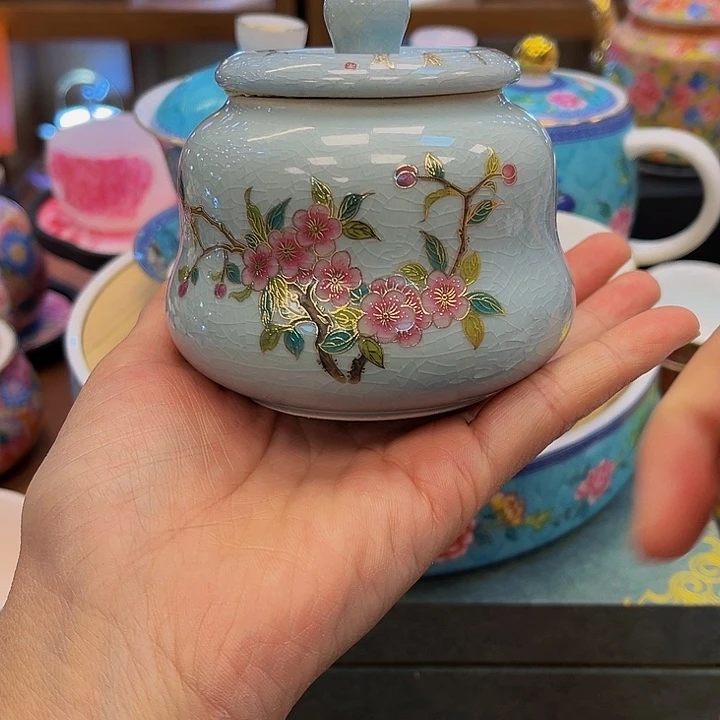 段泥茶杯吧主的人都吧着他看