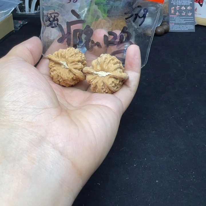 文玩核桃把件瘾*密纹