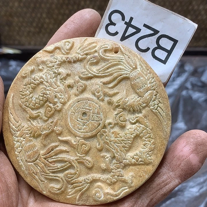 未镶嵌和田玉挂件