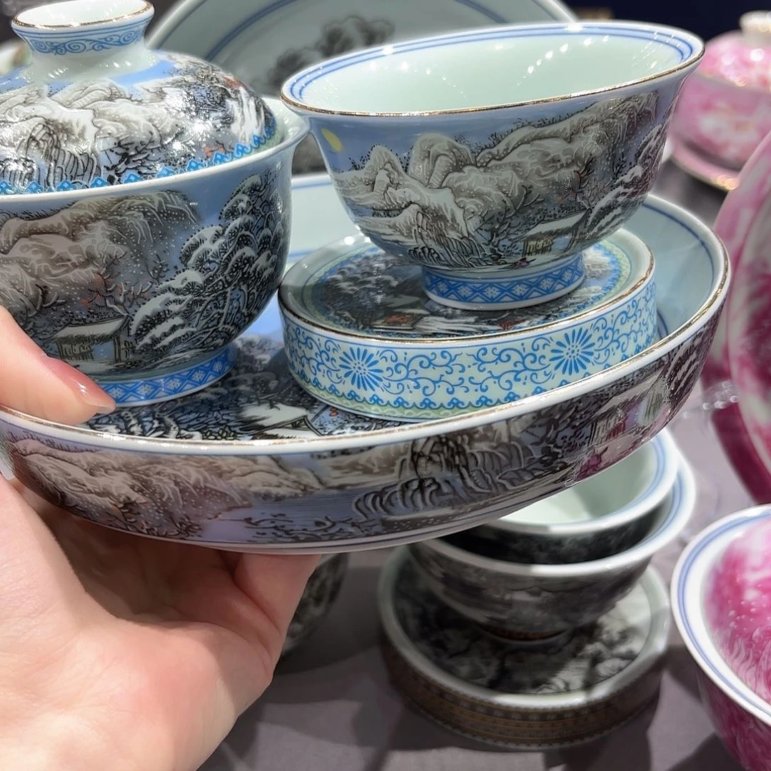 瓷片景德镇瓷器精品陈列