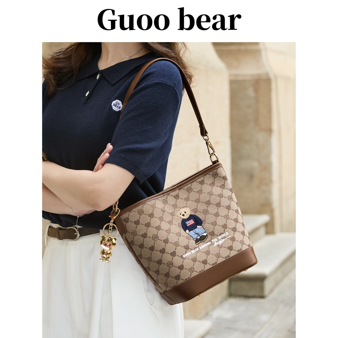 GUOOBEAR古家小熊包包新款帆布刺绣水桶包休闲百搭单肩斜挎包女