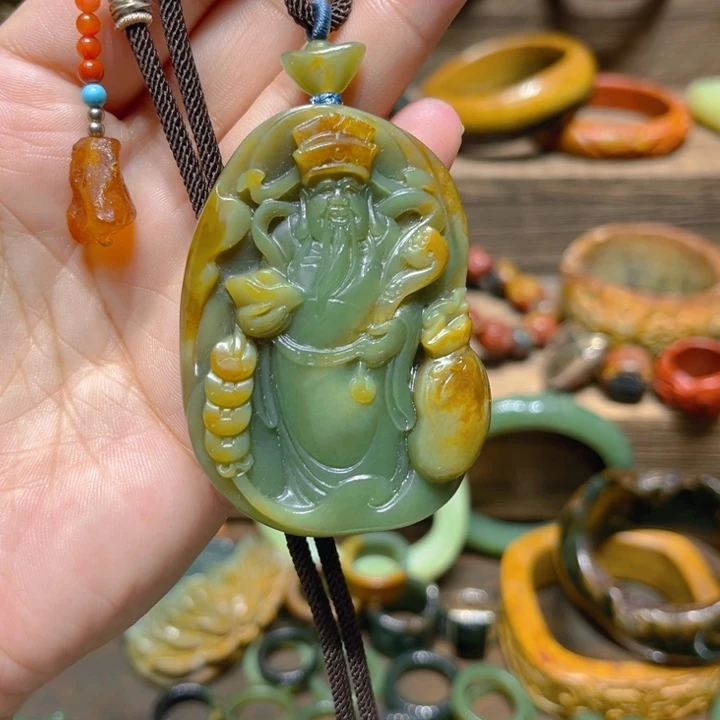 岫岩河磨玉（透闪石质玉）未镶嵌颈饰