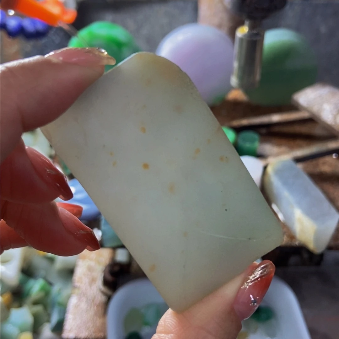 翡翠挂件未镶嵌定制