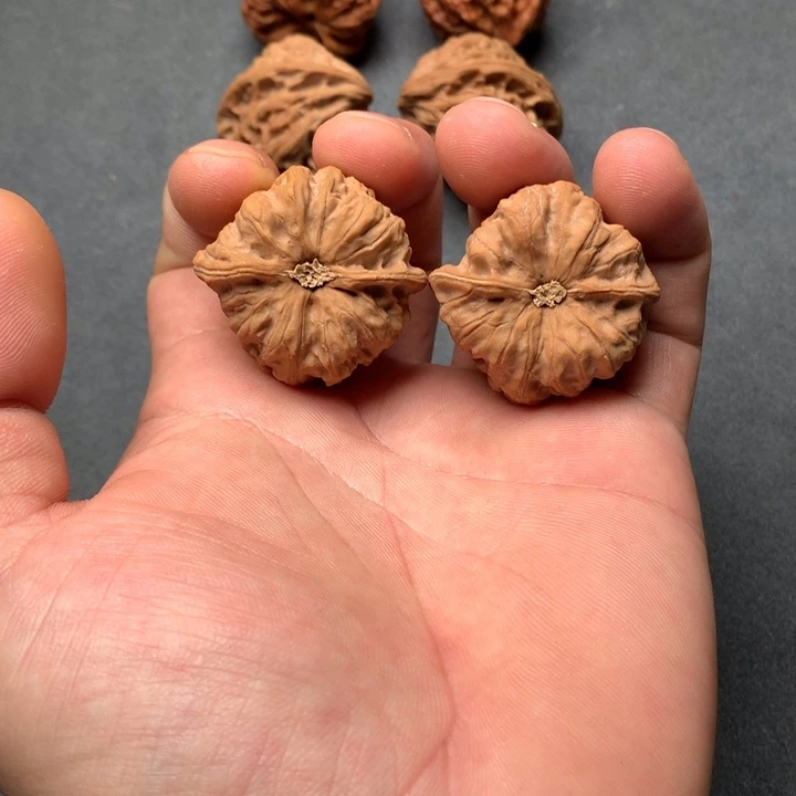 吊坠文玩核桃门头沟元宝文玩核桃