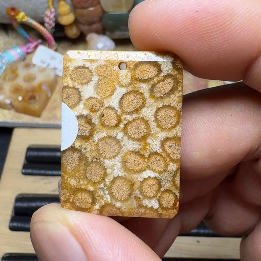 硅化玉纯天然色有机玉石保真色未镶嵌