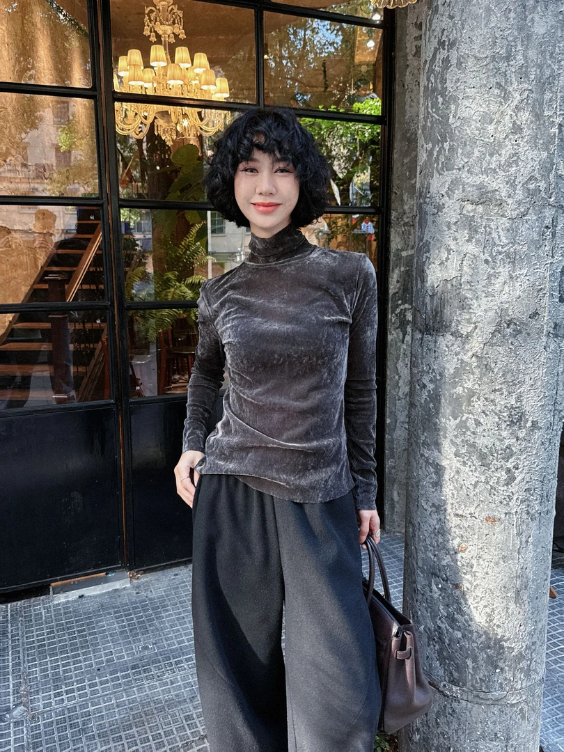 TT设计师【优雅矜贵】极简风高级感简约金丝绒长袖打底衫TT191619