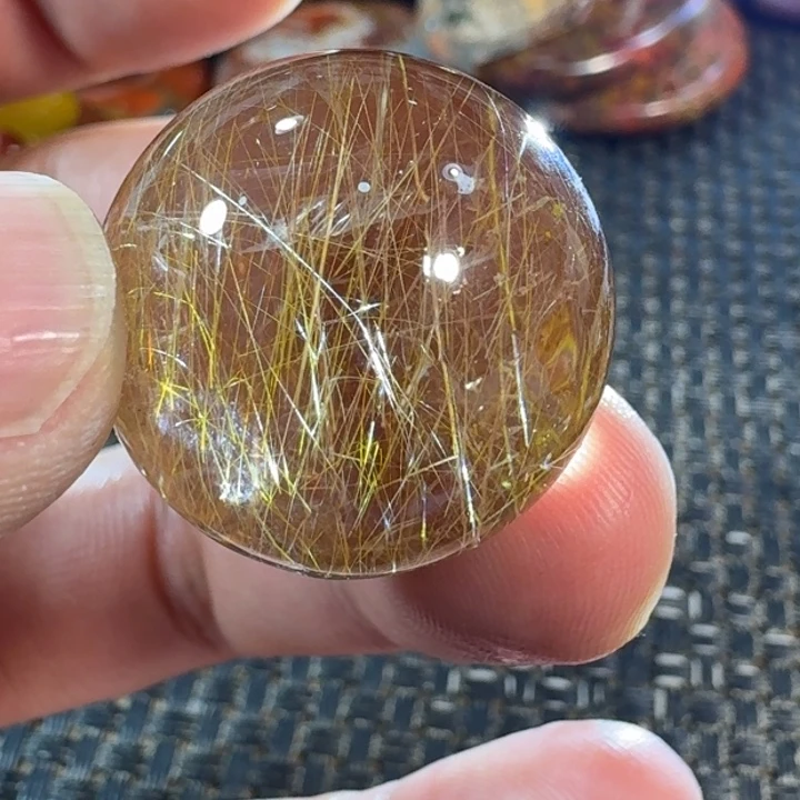 水晶颈饰未镶嵌R****?我们