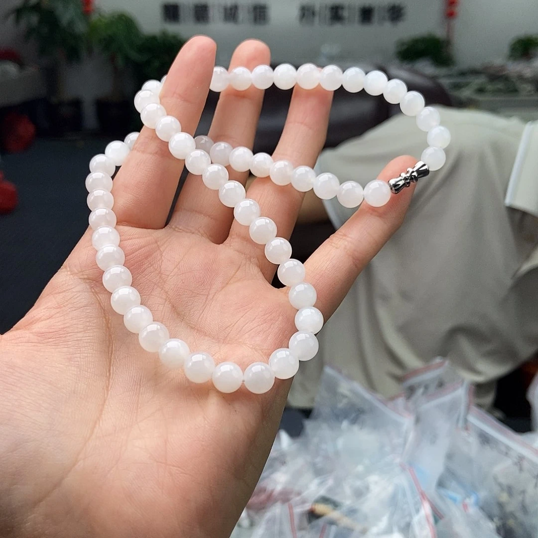 和田玉未镶嵌颈饰颜色多样性发拍一发一