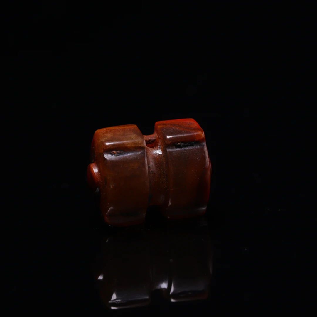 明代天然红缟双胜