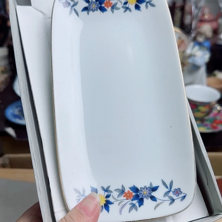 瓷片带款5个默认微瑕啊啊啊啊啊啊啊