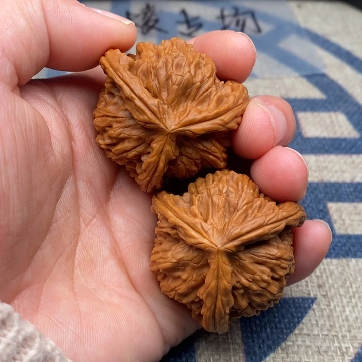 吊坠文玩核桃徒**峰三棱