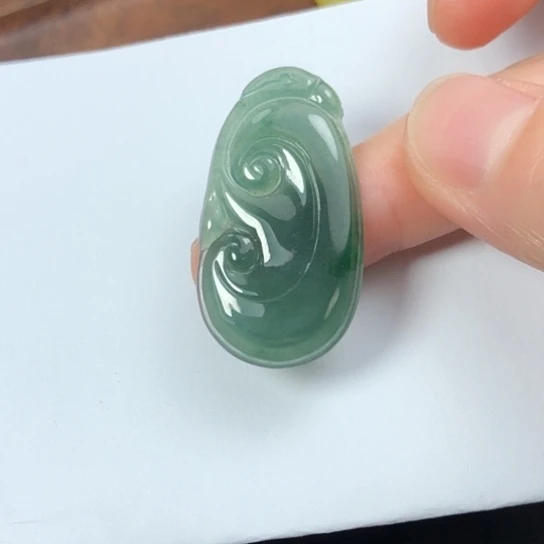 翡翠未镶嵌颈饰缅甸A货，每天1点半开播