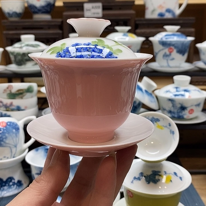 手绘微信瑕绣球花盖碗