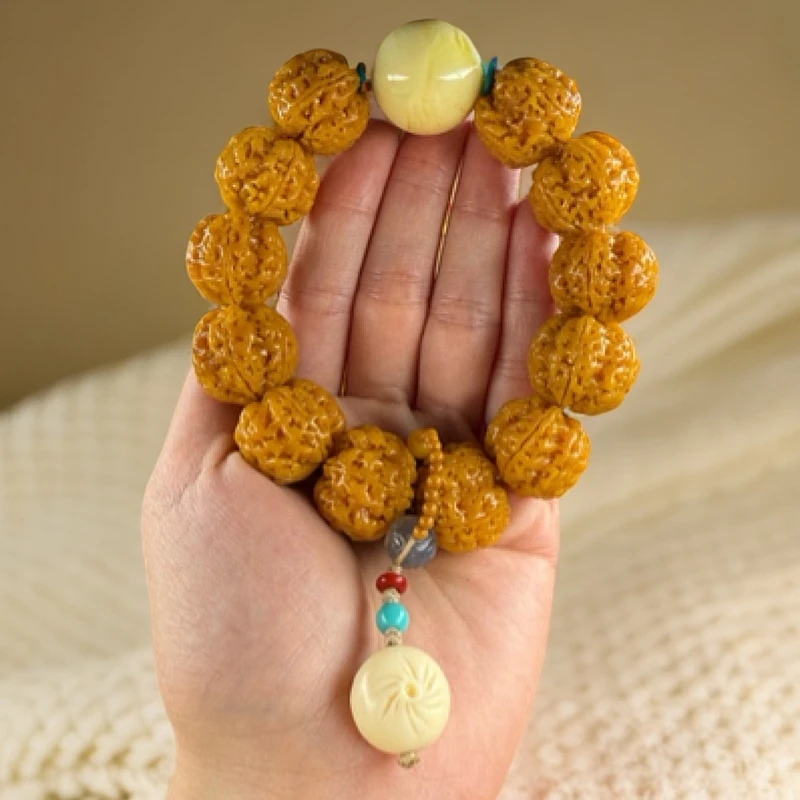 五瓣原生态龙脊满蜂窝大金刚手串（白肉包）