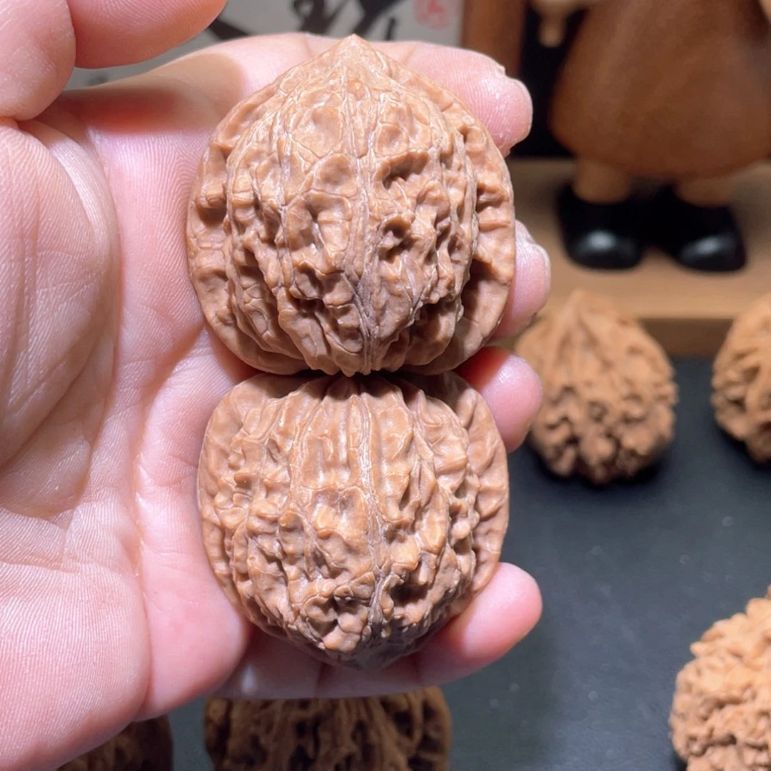 文玩核桃吊坠平谷寿桃