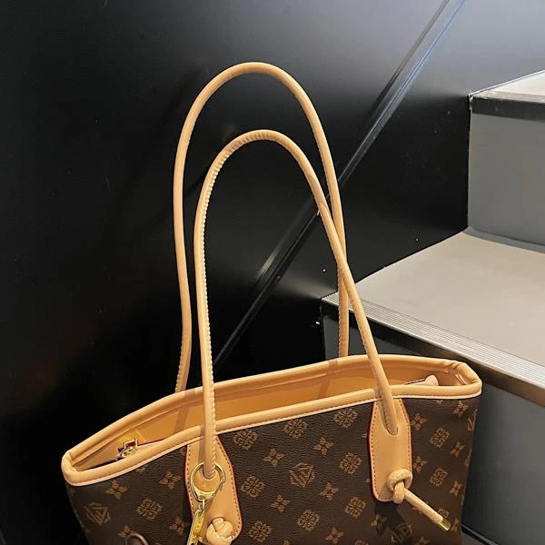 红路皇法式腋下包女2025新款高级感老花托特包小众轻奢通勤手提单