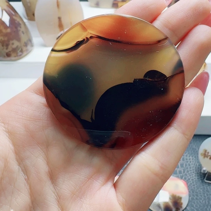 玛瑙/玉髓未镶嵌珠宝奇石