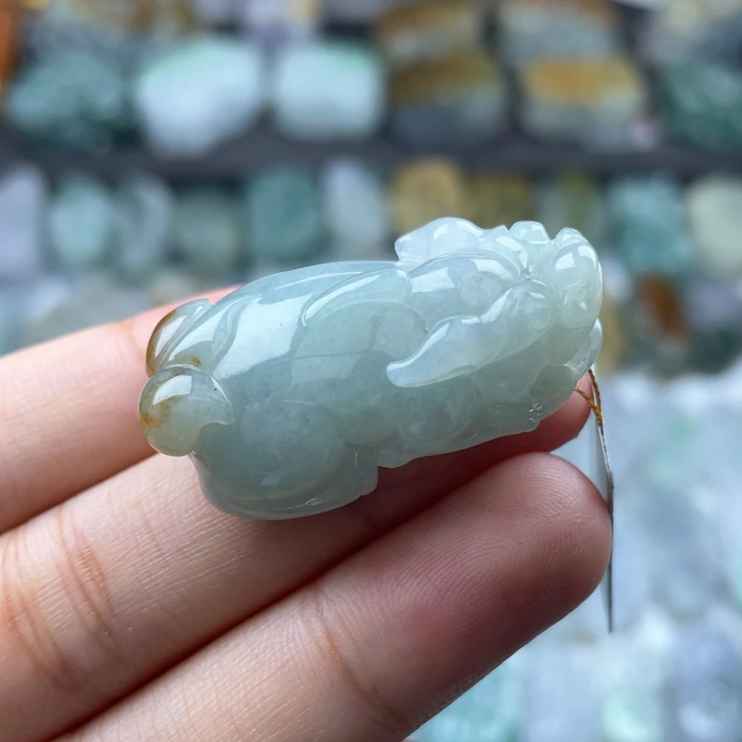 颈饰未镶嵌翡翠貔貅