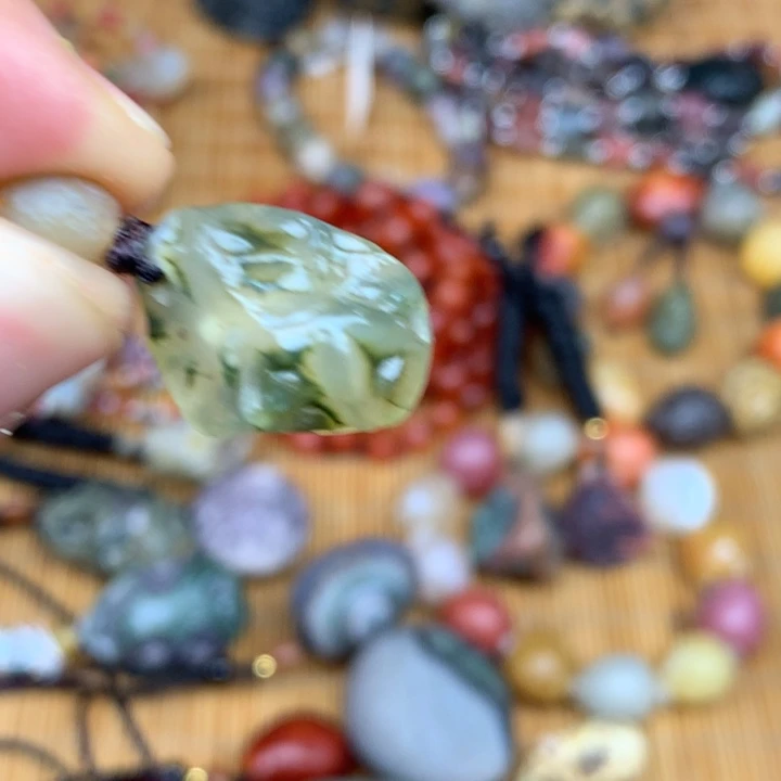 玛瑙/玉髓未镶嵌珠宝半成品