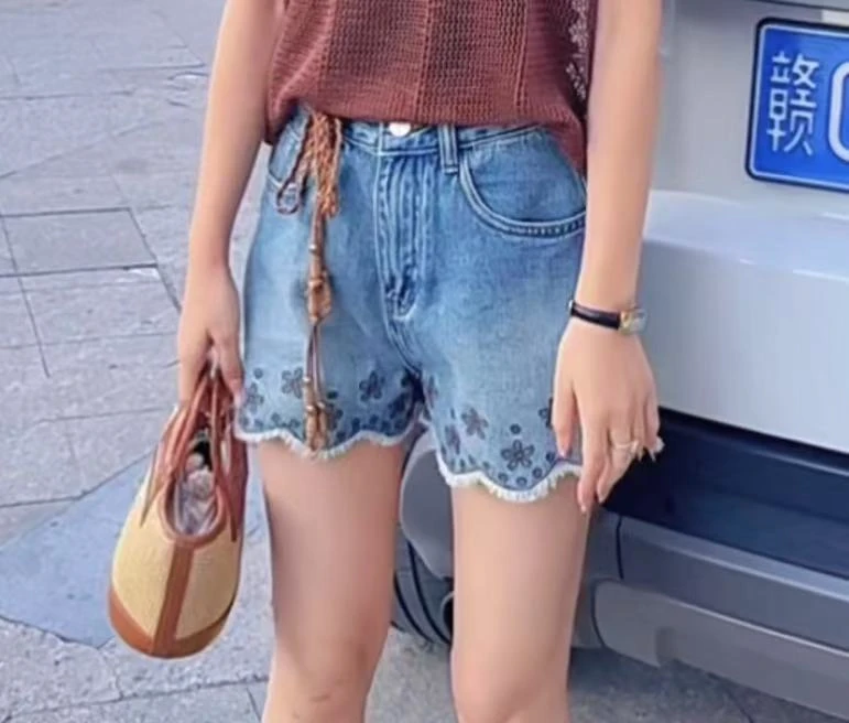 唐琪女装【喜上眉梢-6976】编织腰带牛仔短裤